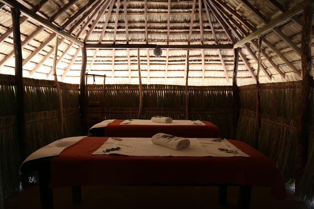 Отель Athreya Ayurveda Ashram Хабарана Экстерьер фото