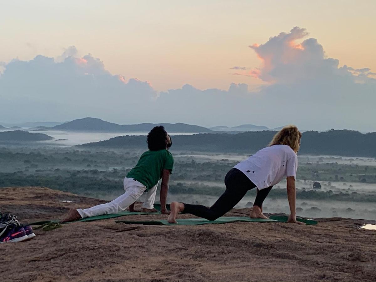 Отель Athreya Ayurveda Ashram Хабарана Экстерьер фото
